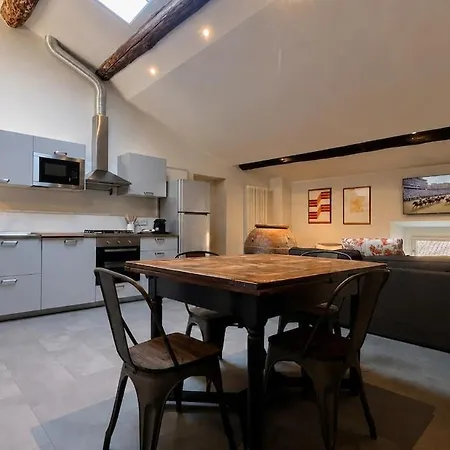 The Altana - Views Apartment