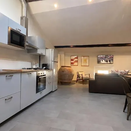 The Altana - Views Apartment