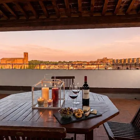 The Altana - Views Apartment *
